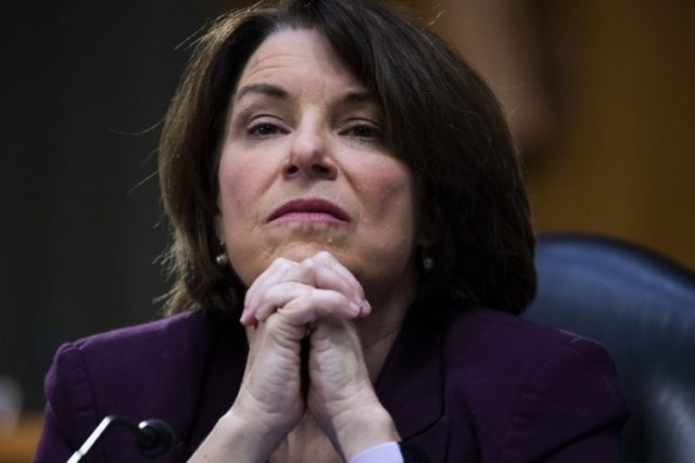Klobuchar withdraws from vice president consideration