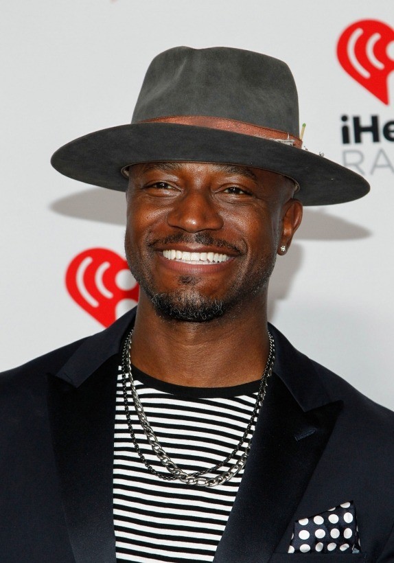 Taye Diggs to host the Critics' Choice Awards show