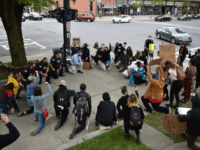 Police: BLM Protesters Arrested After Back the Blue Rally in New York