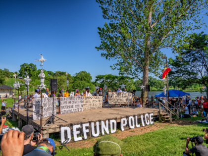 A supermajority of the Minneapolis City Council committed to defunding and dismantling the Minneapolis Police Department before a crowd gathered at Powderhorn Park in Minneapolis, Minnesota, on June 7, 2020. The decision came after peaceful protests and rioting in the wake of the police killing of George Floyd. The event, …