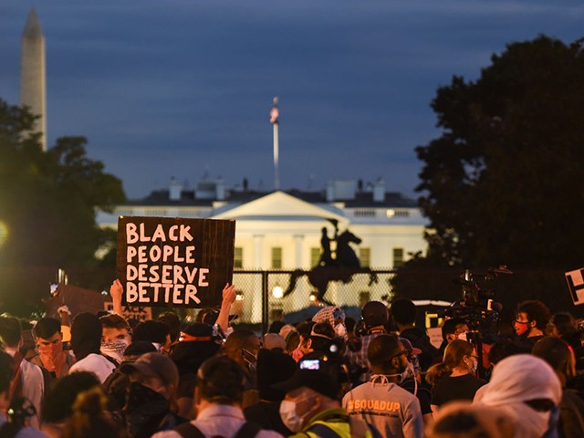 Demonstrators protests the death of George Floyd near Lafayette Square across the White House on June 2, 2020 in Washington, DC.D - Anti-racism protests have put several US cities under curfew to suppress rioting, following the death of George Floyd in police custody. (Photo by ANDREW CABALLERO-REYNOLDS / AFP) (Photo by ANDREW CABALLERO-REYNOLDS/AFP via Getty Images)