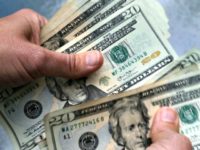 Customer Leaves New Jersey Restaurant Staff $1,000 Tip for Working Through Coronavirus