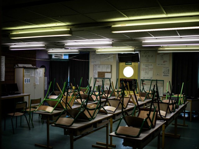 An empty classroom is pictured at the Saint-Exupery school in the Paris' suburb of La Courneuve on May 14, 2020 as primary schools in France re-open this week after an almost two-month closure due to the lockdown imposed since March 17 to curb the spread of the COVID-19 disease caused …