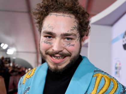 LOS ANGELES, CA - OCTOBER 09: Post Malone attends the 2018 American Music Awards at Micros