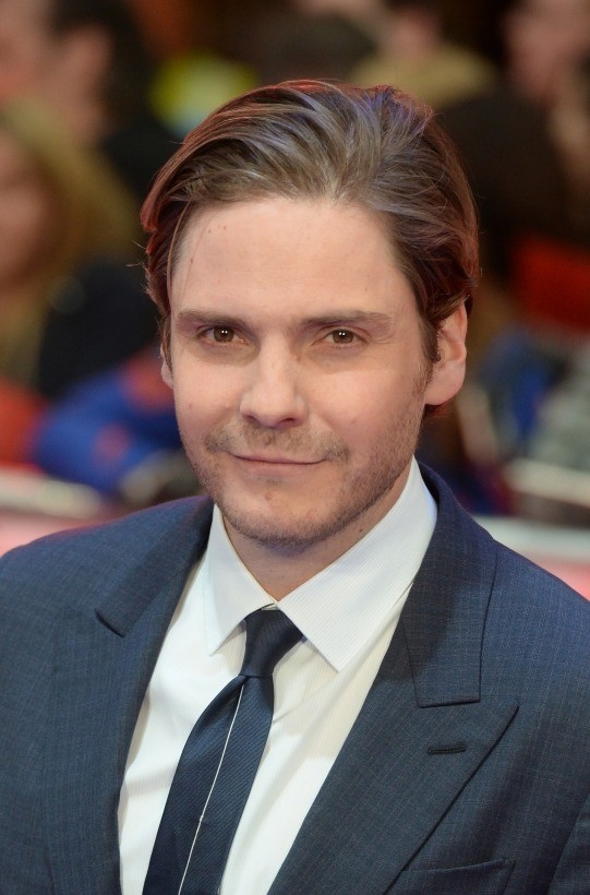 Daniel Bruhl: 'Alienist' is set in 1897, but feels 'incredibly current'