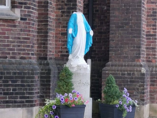 Beheaded statue of the Virgin Mary outside Toronto church