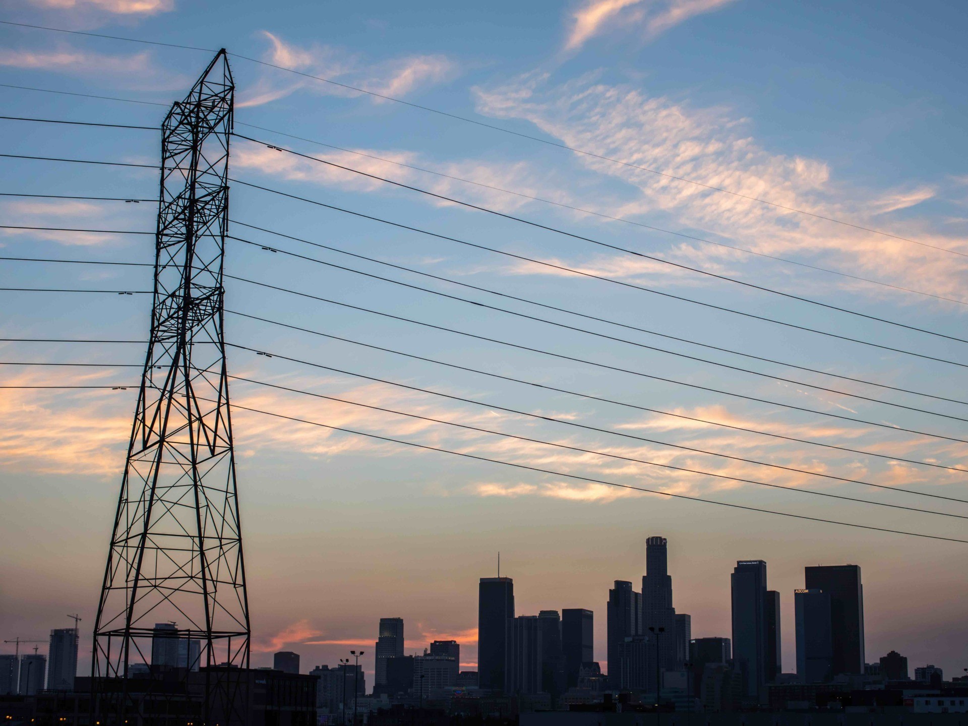 California Enters Eighth Day of 'Flex Alert'; Energy Emergency Possible - Vimarsana News