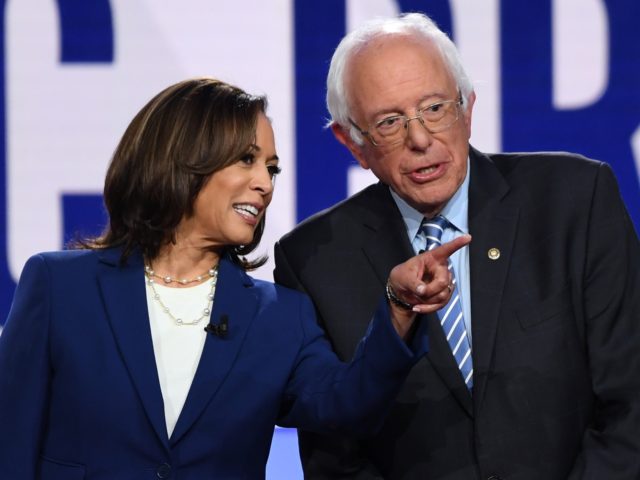 Kamala Harris Bernie Sanders (Saul Loeb / AFP / Getty)