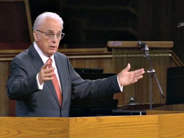 Pastor John MacArthur speaks at the Shepherds' Conference in California, March 6, 202