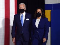 Kamala Harris Promises That Joe Biden Will 'End This Pandemic'