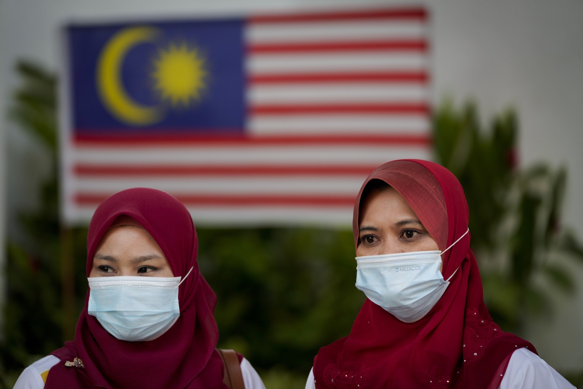 Оман малайзия прогноз. Повседневная жизнь в Малайзии. Повседневность в Малайзии. Малайзия как живут люди. Картинки на тему право в Малайзии.