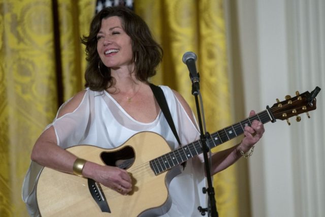 Amy Grant promotes self-care after open-heart surgery