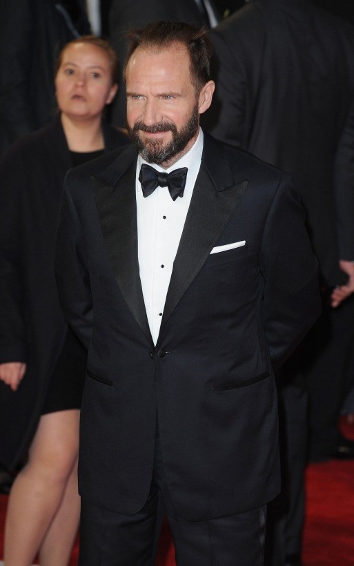 Ralph Fiennes to star in London stage production of 'Beat the Devil'