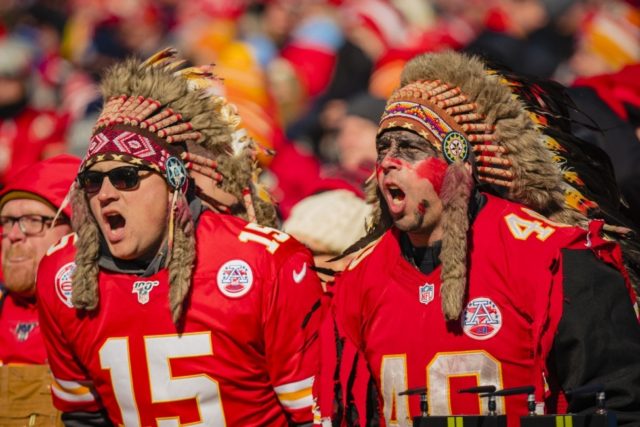 Chiefs ban fans from wearing headdresses, Native American face paint