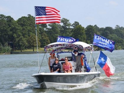 Trump Boat Parade on Lake Livingston. (Photo: Lana Shadwick/Breitbart Texas)