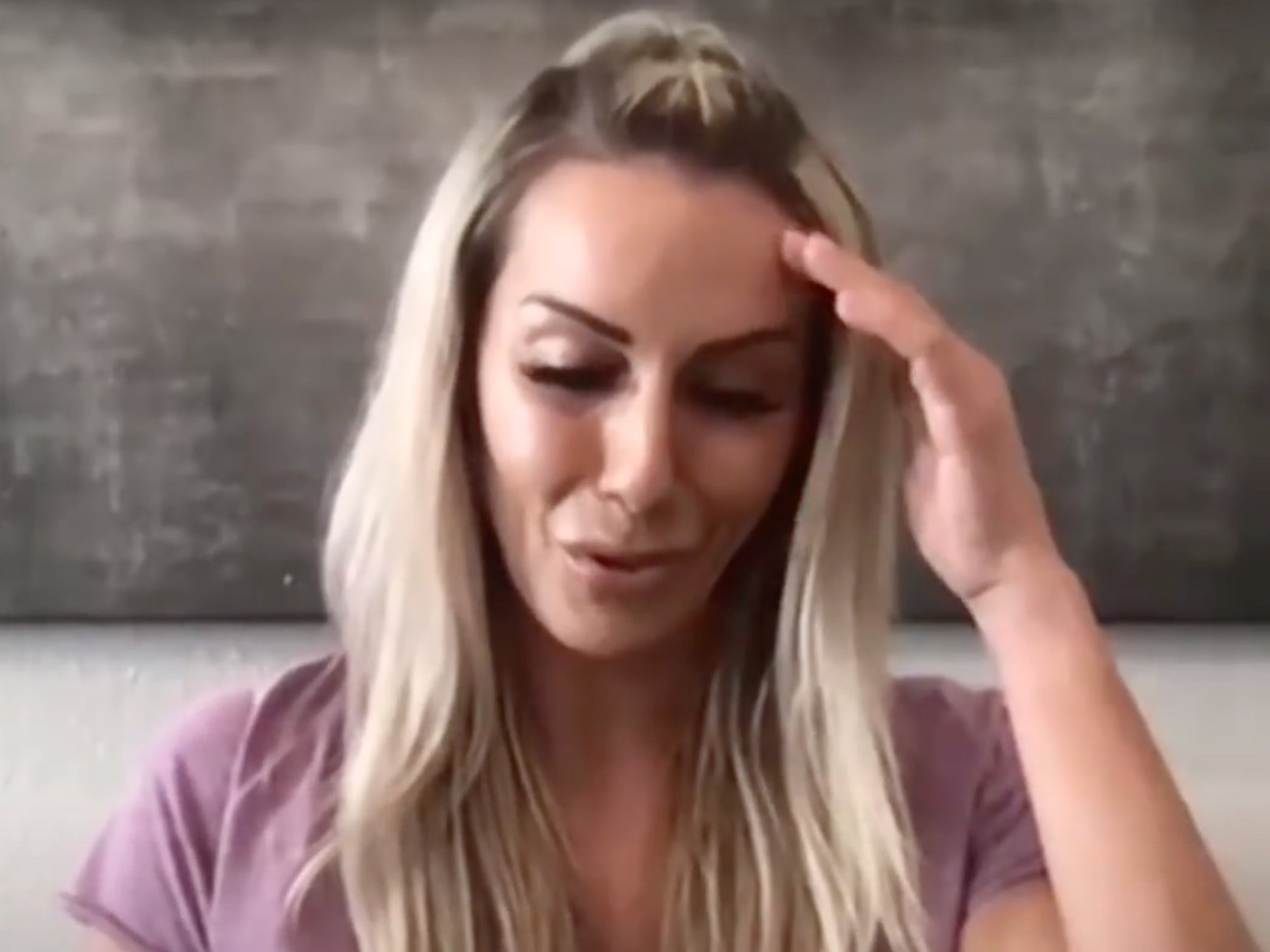 WATCH: Tearful Salon Owner Says 'Mrs. Pelosi Owes the Entire Country an Apology'