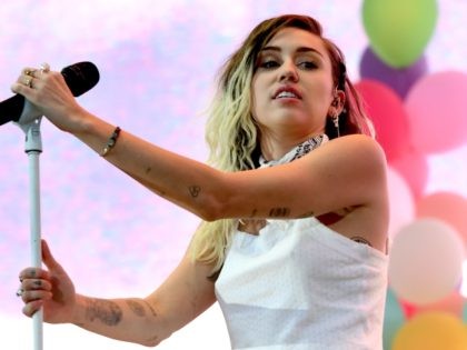 CARSON, CA - MAY 13: Miley Cyrus performs onstage during 102.7 KIIS FM's 2017 Wango Tango at StubHub Center on May 13, 2017 in Carson, California. (Photo by Kevin Winter/Getty Images)
