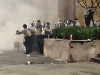 Rioters Try to Burn Down Louisville Hall of Justice