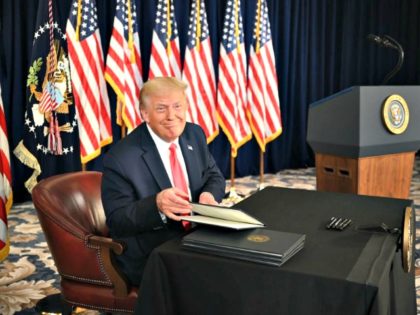 US President Donald Trump signs executive orders extending coronavirus economic relief, du