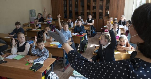 Russian Schools Open With Classroom Cafeteria Precautions Breitbart 