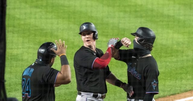 Marlins Clinch 1st Playoff Berth Since 2003, Beat Yanks 4-3 - Breitbart