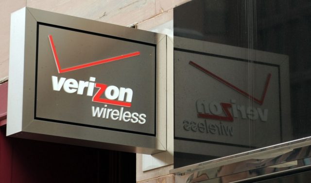 Verizon agrees to buy Tracfone for $6.2 billion