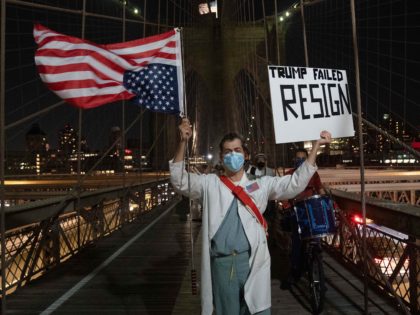 Doctor scrubs protest (Bryan R. Smith / AFP / Getty)