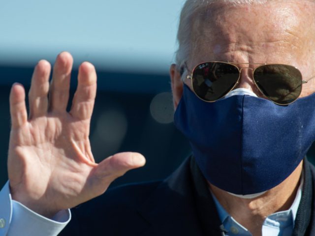 Joe Biden bye (Roberto Schmidt/ AFP / Getty)