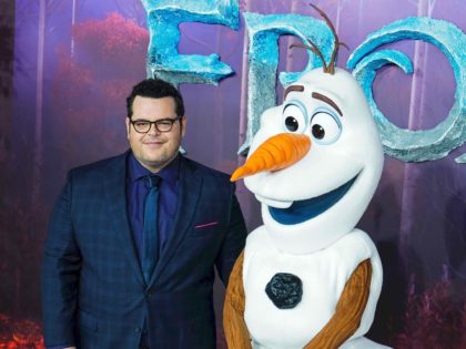 Josh Gad and Olaf from Frozen (Niklas Halle'n / Getty)