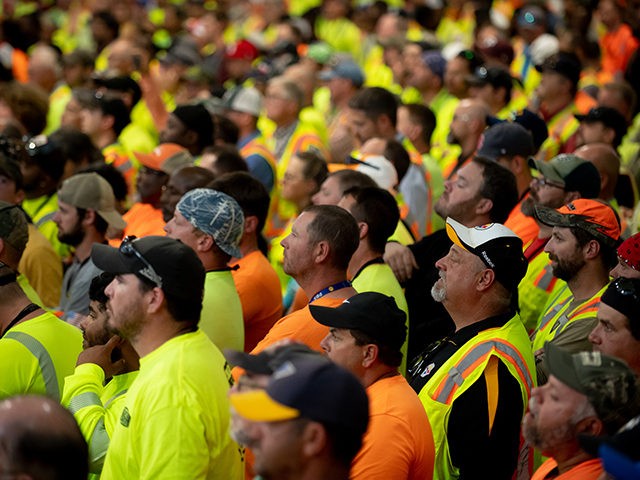 MONACA, PA - AUGUST 13: 5000 upon contractors listen to US President Donald Trump speak at the Shell Chemicals Petrochemical Complex on August 13, 2019 in Monaca, Pennsylvania. President Donald Trump delivered a speech on the economy, and focused on manufacturing and energy sector jobs. (Photo by Jeff Swensen/Getty Images)