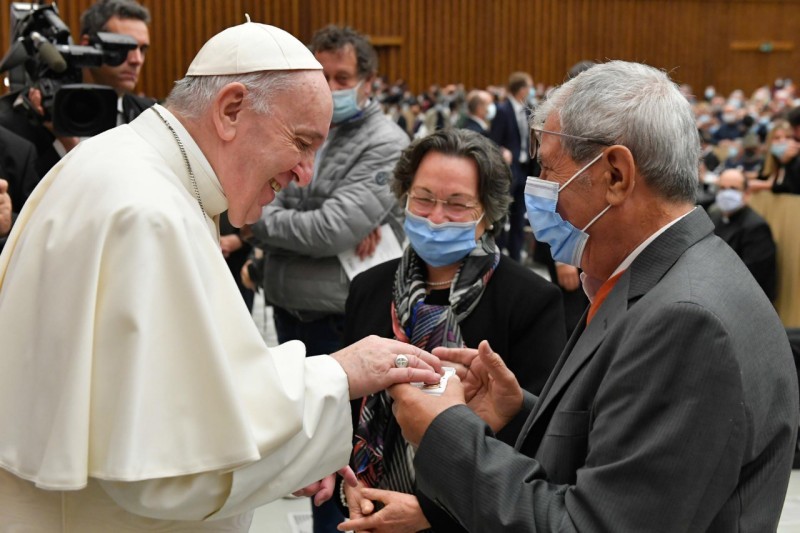 Pope Francis greets pilgrims Wednesday