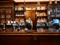 UK Mayors Say Govt Lockdown Support for Workers, Businesses Not Enough