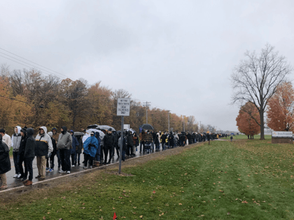 Great Lakes News shared this photo with Breitbart News, showing the line of attendees disa