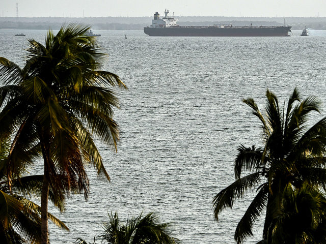 An oil tanker remains at the Maracaibo Lake in Maracaibo, Venezuela on March 15, 2019. - P