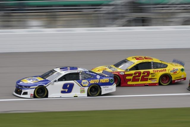 Logano wins at Kansas to clinch spot in Cup Series finale ...