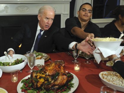 Biden Thanksgiving (Cliff Owen / Associated Press)