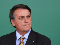 Brazil’s Bolsonaro Pledges Guns Laws Similar to U.S. if Reelected