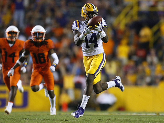 Drake Davis #14 of the LSU Tigers catches the ball for a touchdown during the second half of a game against the Syracuse Orange at Tiger Stadium on September 23, 2017 in Baton Rouge, Louisiana. (Photo by Jonathan Bachman/Getty Images)
