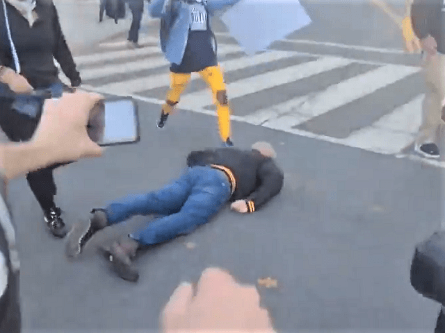 Protester-kicks-Trump-Supporter-640x480.png