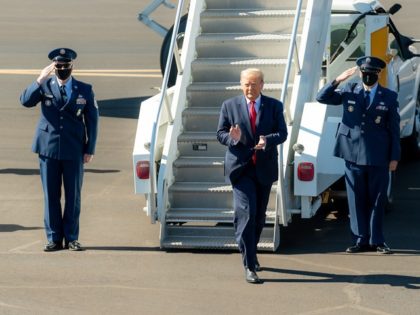 President Donald J. Trump disembarks Air Force One at Laughlin/Bullhead International Airport in Bullhead, Ariz. Wednesday, Oct. 28, 2020, and departs en route to Signature Flight Support. (Official White House Photo by Shealah Craighead)