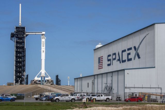 SpaceX, NASA prepare to make history with evening launch to space station