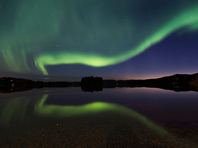 Northern Lights visible for some of Midwest Wednesday night