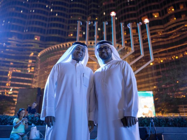 Hanukkah Dubai Chanukah (Chabad-Lubavitch / Flickr / CC / Cropped)