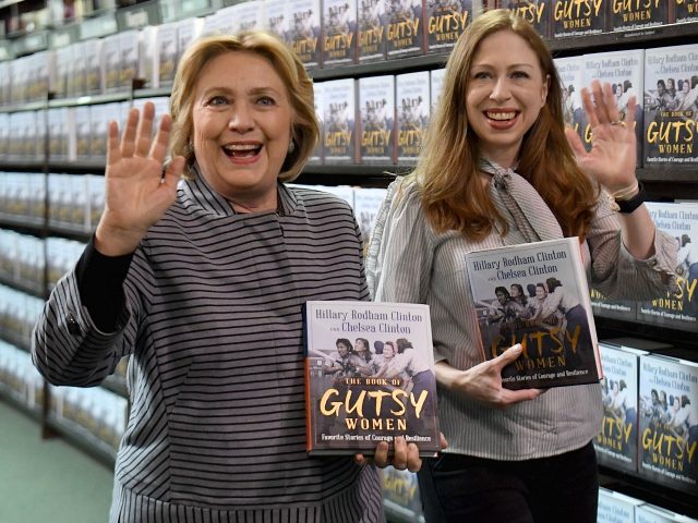 Former US Secretary of State and First Lady Hillary Rodham Clinton (L) and Chelsea Clinton
