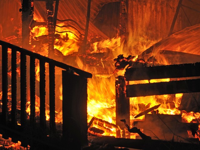 11-Year-Old Survives Fire, Jumps from 2nd-Floor Window to Save Family - Vimarsana News