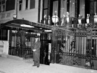 Iconic NYC Eatery Closed Indefinitely, Thousands Close for Good