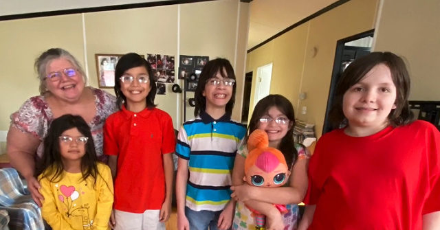 VIDEO: Nonprofit Helps Donate Roof to Grandma Raising Five Kids