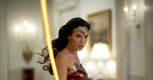 'Wonder Woman 1984' Review: Devolves Into a Total Disaster - Vimarsana News