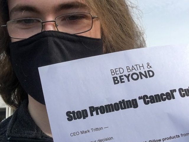 Bed Bath Beyond protest (Courtesy Media Action Network)