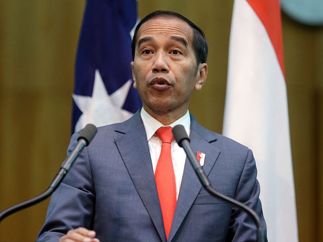 CANBERRA, AUSTRALIA - FEBRUARY 10: Indonesian President Joko Widodo and Australian Prime M